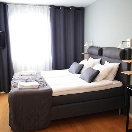 Hotell Gaestis Tierp Εξωτερικό φωτογραφία