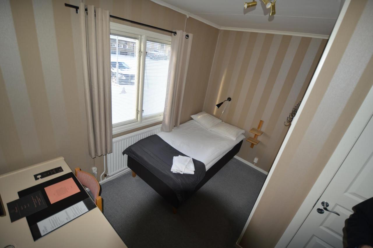 Hotell Gaestis Tierp Εξωτερικό φωτογραφία