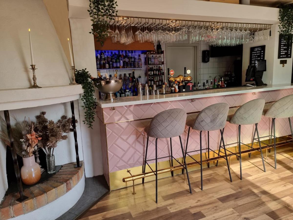 Hotell Gaestis Tierp Εξωτερικό φωτογραφία